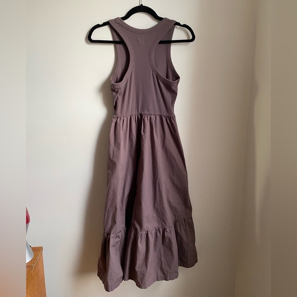 Gap Sleeveless Midi Dress - Picture 2 of 7